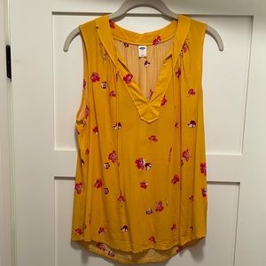 Old Navy Women’s Floral Tank Top with Ties